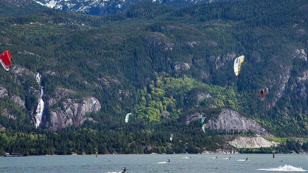 Kite sufers